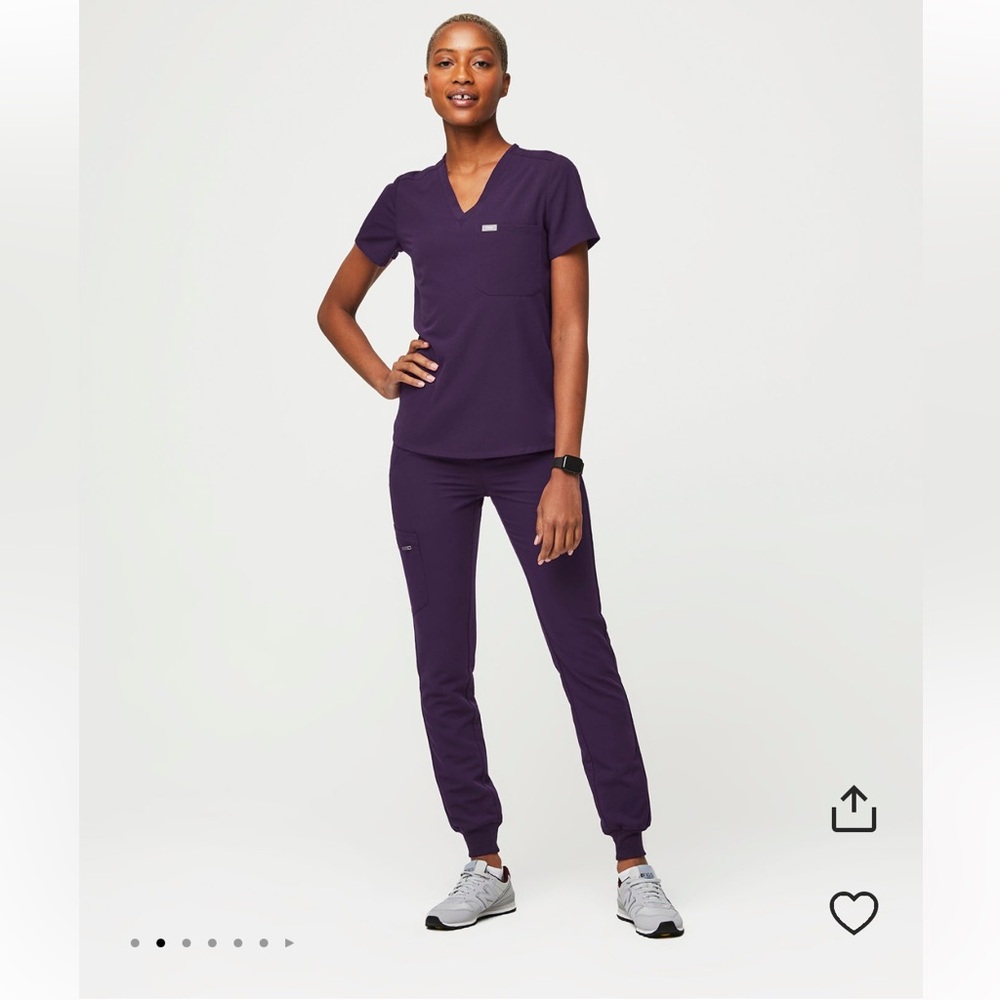 FIGS Scrub  Set